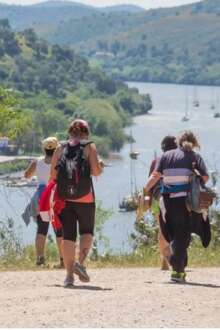 Grupo durante caminhada em Alcoutim